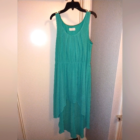 Love Tree Dresses & Skirts - 🟣Green sleeveless size large dress